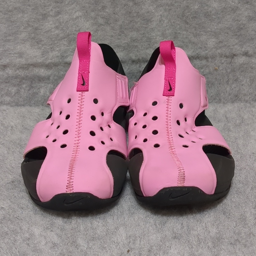Nike Girls Sport Sandals Pink Black Stylish Lightweight & Comfortable size 2Y - Picture 2 of 8